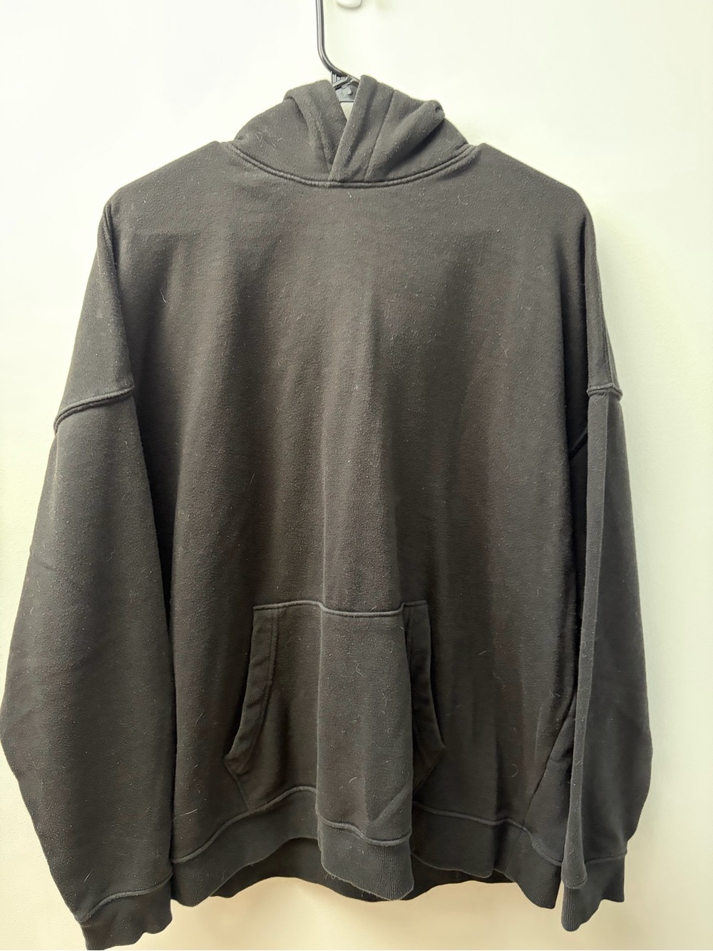 No Boundaries Black Hooded Sweatshirt with Kangaroo Pocket